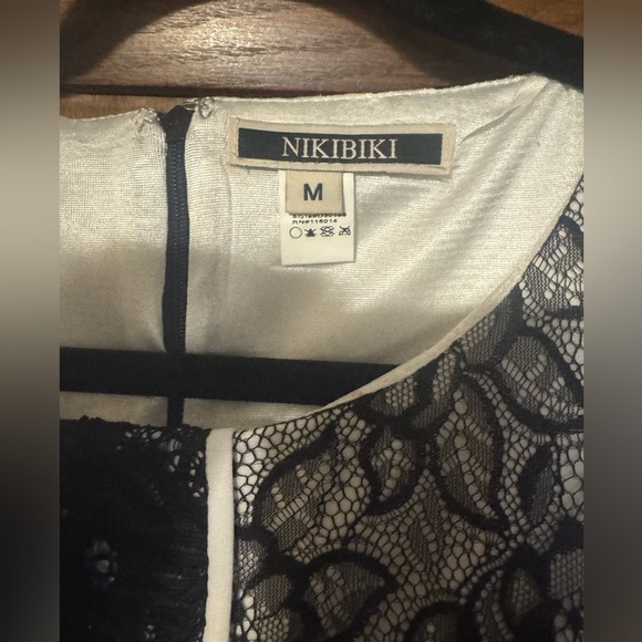 BRAND NEW ASOS BLACK GEOMETRIC LACE FIGURE-FLATTERING BODYCON DRESS Medium - Picture 6 of 9